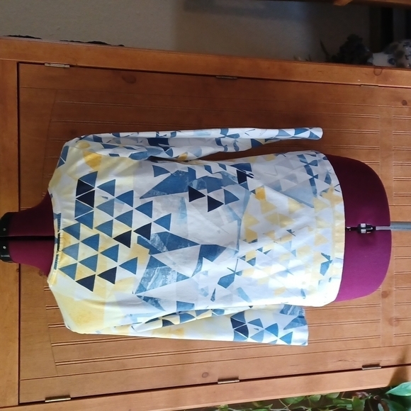 CHRISTIPHER & BANKS LONG SLEEVES PETITE TEE TOP - Picture 4 of 7